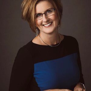 Meet your Posher, Lori